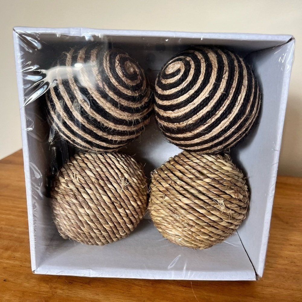 NWT - IKEA HÖSTMYS Decoration, ball, beige, black, 3 "